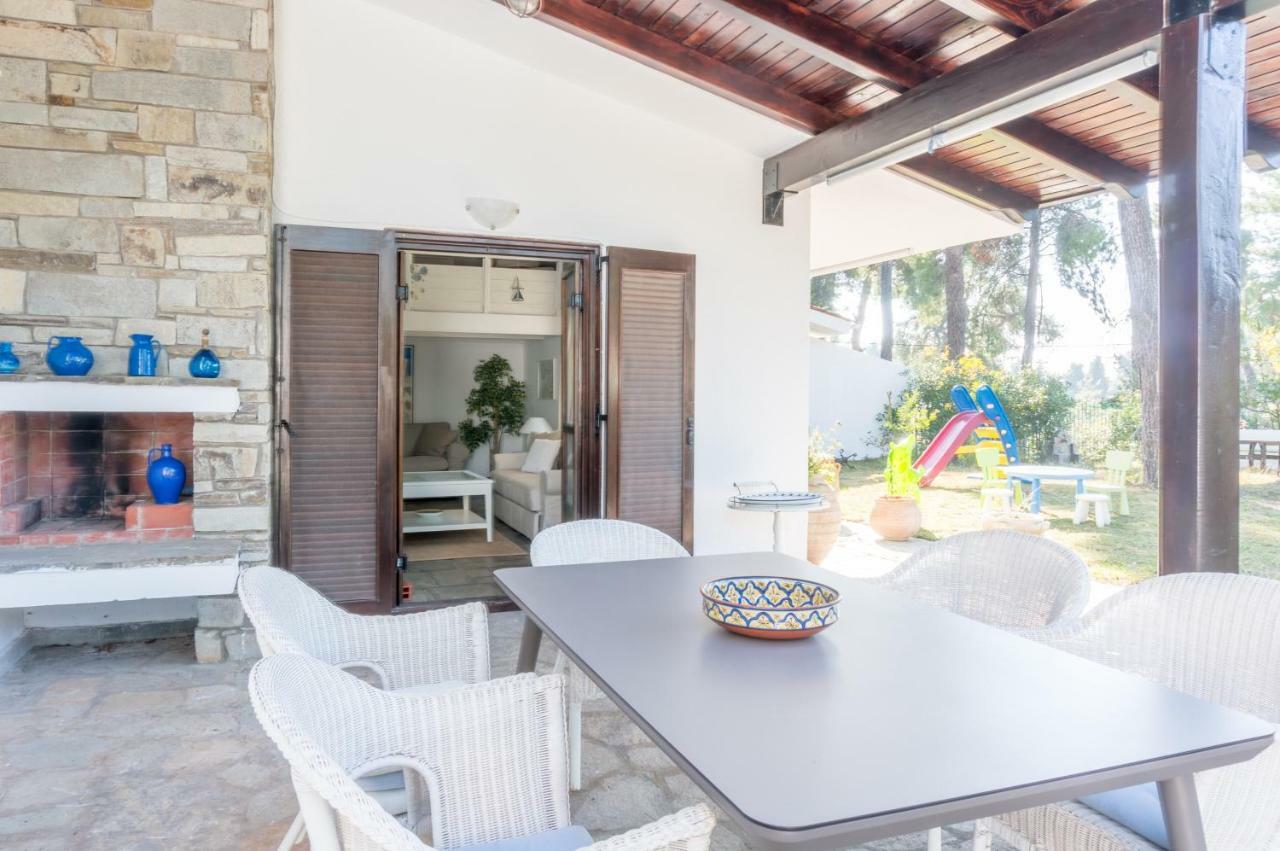 Villa Aurora In Sani With Garden And Pool Exteriör bild